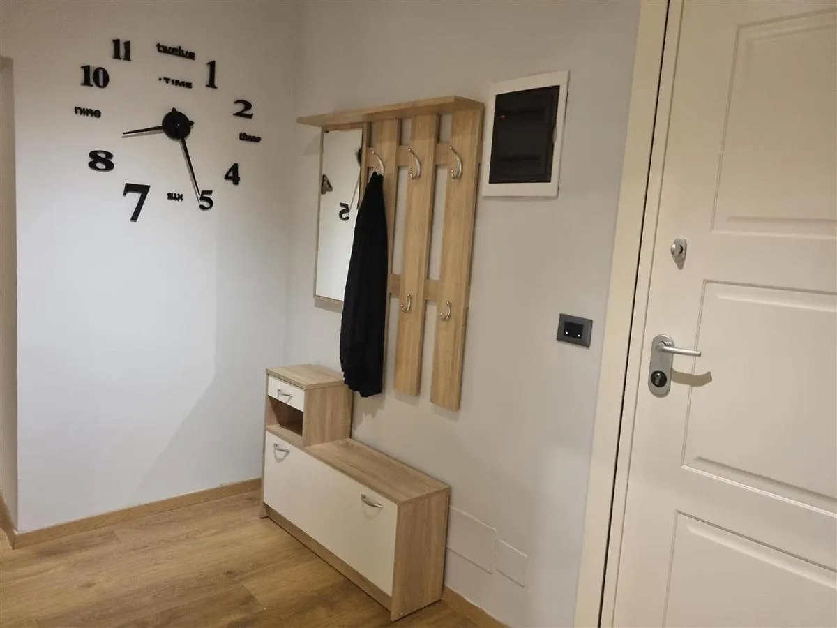 تيرانا Comfort Home 1 0*,  ألبانيا